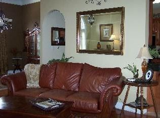 10227 Summerlake Dr, Mobile, AL 36608