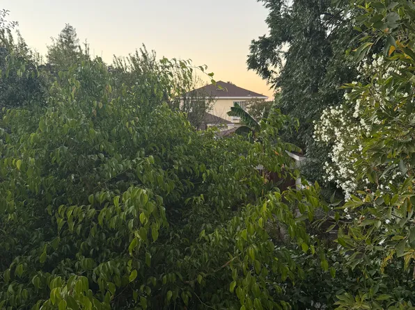 (undisclosed Address), Palo Alto, CA 94303