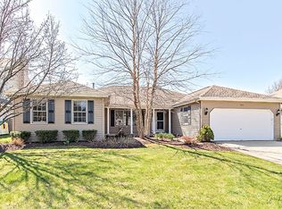 2121 Aspen Dr, Algonquin, IL 60102
