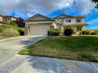6727 Miramar Ln, Palmdale, CA 93551