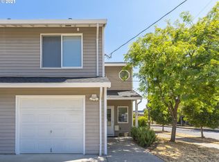 5746 SE 65th Ave, Portland, OR 97206