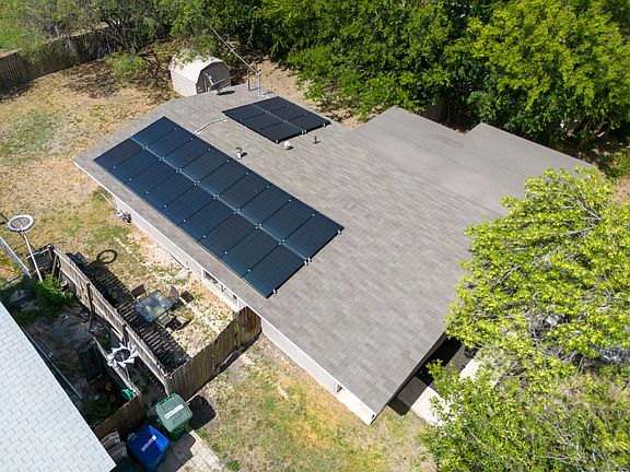 5th image of 5134 Village Trail Dr