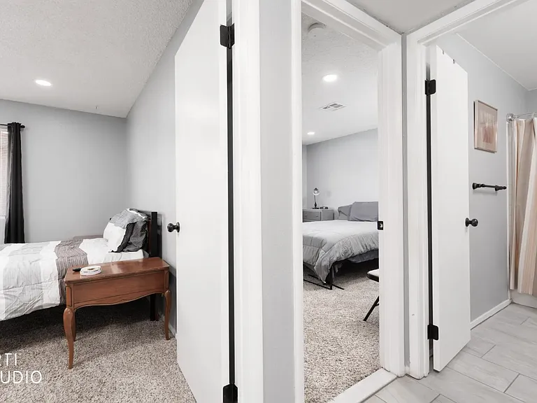 453 Mesa Blvd #201 — Photo 13