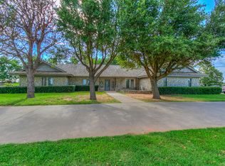 10060 Deer Creek Rd, Weatherford, OK 73096