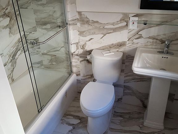 5th image of 1025 Hyde St APT 2