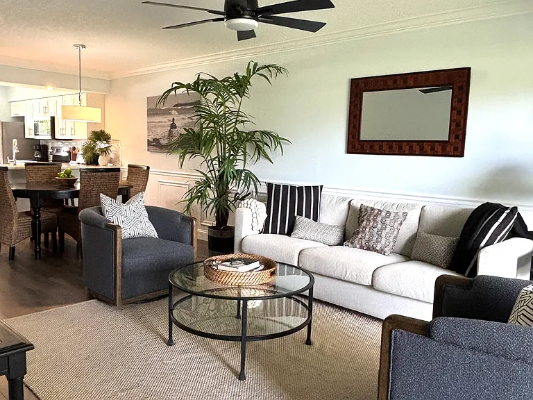 1101 Sabal Ridge Cir #B — Photo 2