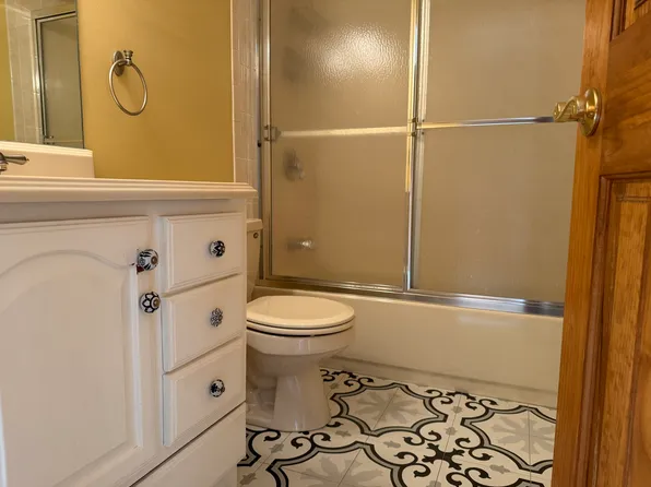 276 Temple Hill Rd, New Windsor, NY