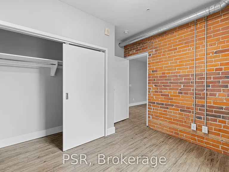 2870 Dundas St W #212 — Photo 11
