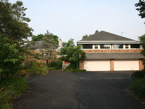 93B Bateman Rd, Barrington Hills, IL 60010