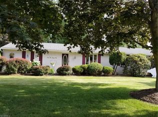 6572 Hillfield St NW, North Canton, OH 44720