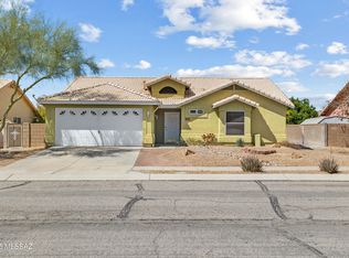 7948 S Blue Creek Ave, Tucson, AZ 85747