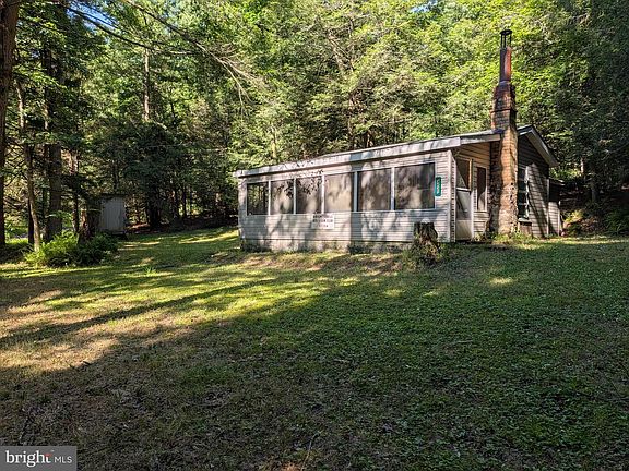 2nd image of 401 Krise Valley Rd