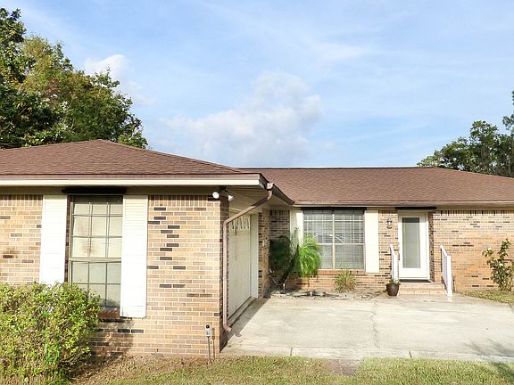 2nd image of 1012 Villa Venyce Ct