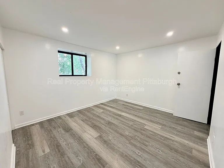 5115 Keystone St #1 — Photo 9
