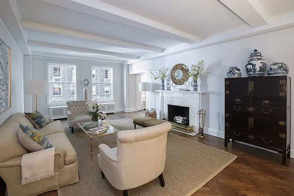 Sold by Stribling | media 11