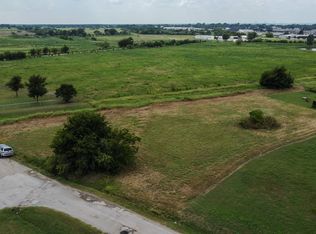 N Texas St, Whitney, TX 76692