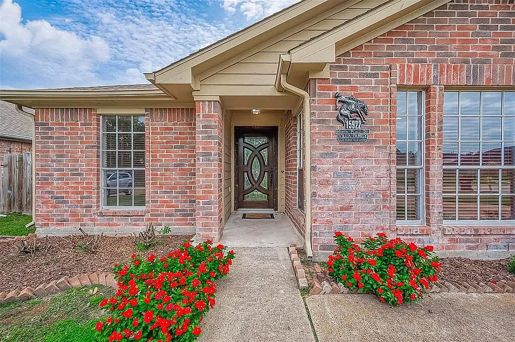 3 bed, 1590 sqft, $1,800 — Photo 4