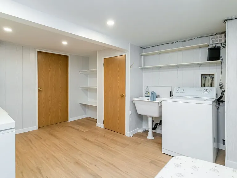 3878 W 8th Ave — Photo 12