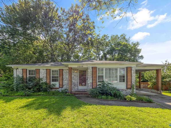 3209 Harvey St NW, Huntsville, AL 35810