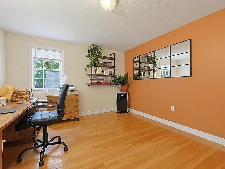 12 Carriage Dr — Photo 34