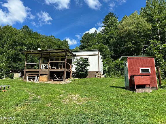 2nd image of 8777 Roan Creek Rd