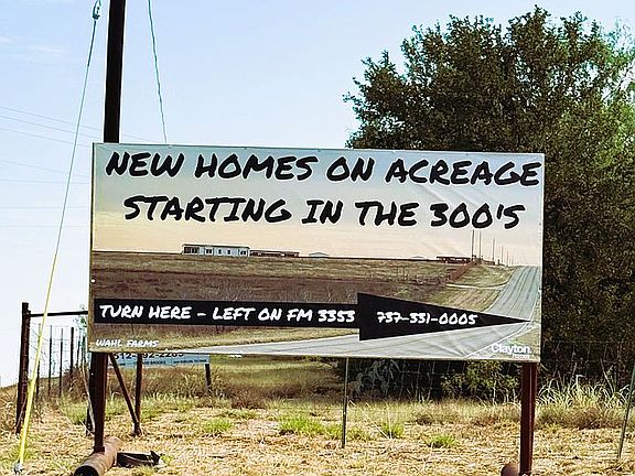 4th image of 4927 Mustang Way