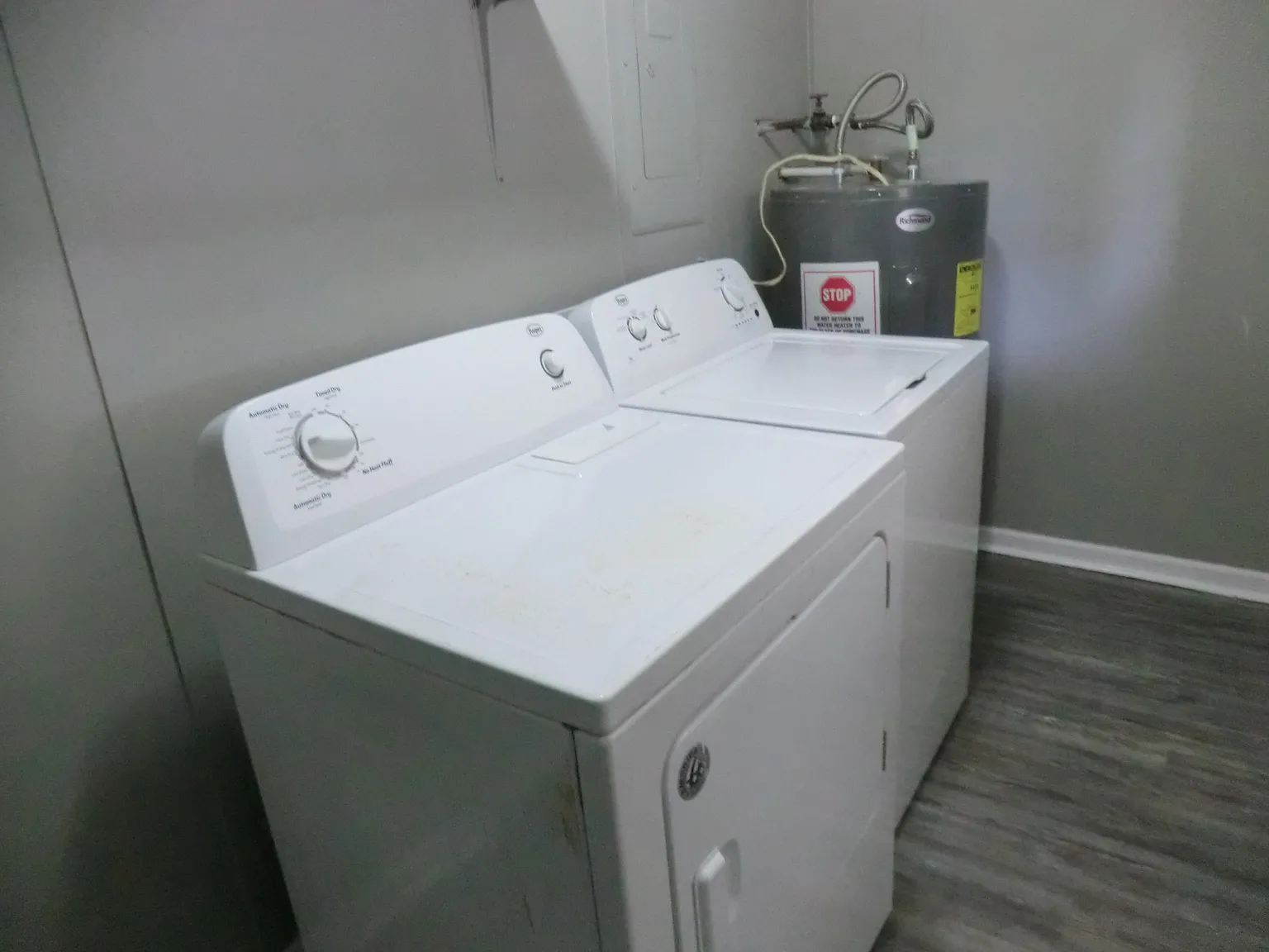 4 bed, 1700 sqft, $1,000 — Photo 3