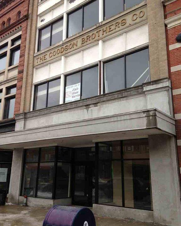 1st image of 200 Glen St
