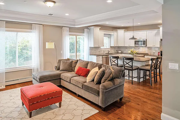 Sold by Ben Bay Realty Co | media 25