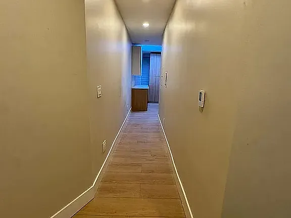 2 bed, 850 sqft, $3,995 — Photo 1