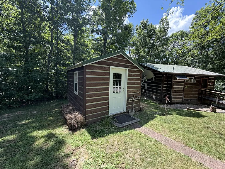 9125 Asheville Hwy #2 — Photo 13