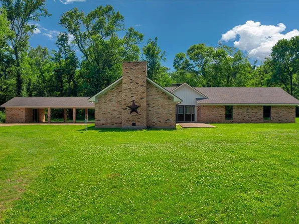 319 Archie St, Timpson, TX 75975