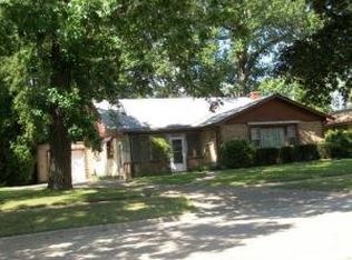 2110 38th St, Kenosha, WI 53140