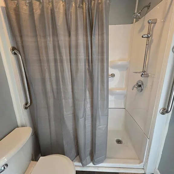 1312 E Taylor St — Photo 8