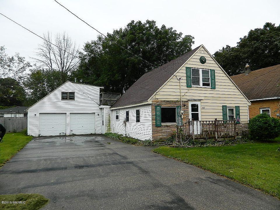 1st image of 102 72nd St SE