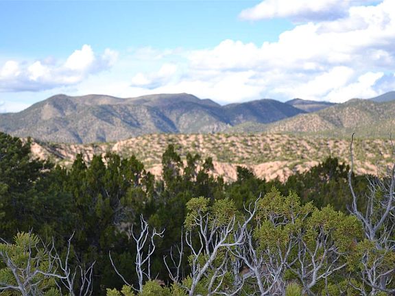 4th image of 110 Paseo Encantado NE