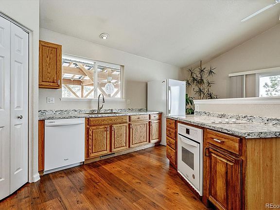 4th image of 43177 Saddlehorn Dr