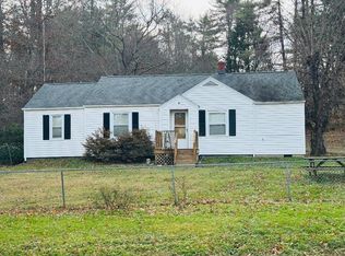 305 Woodlawn Rd, Woodlawn, VA 24381