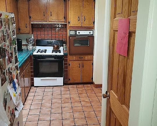 2nd image of 2599 Camino Chueco