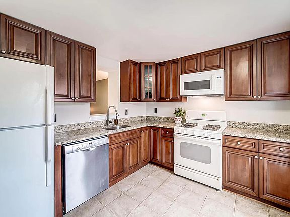 5th image of 14368 Watery Mountain Ct