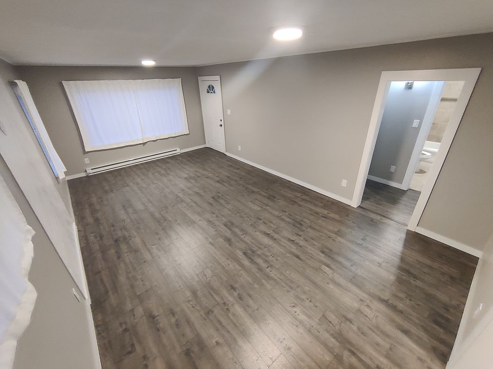 1st image of 514 N Alder St