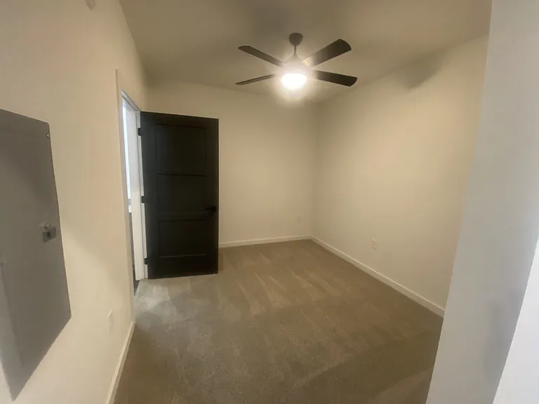 The Wren Apartments — Photo 45