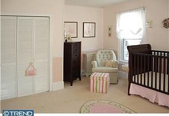 4th image of 2430 W 18th St