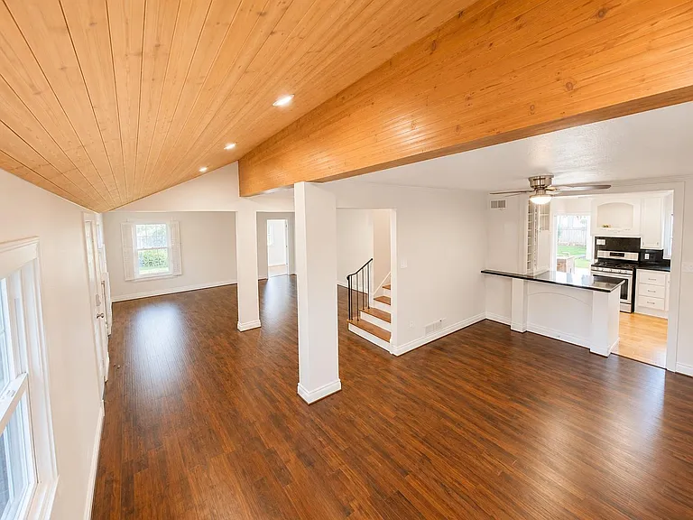 4388 Harvest Ln — Photo 14