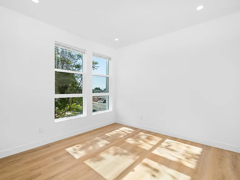 5247 Rincon St — Photo 20