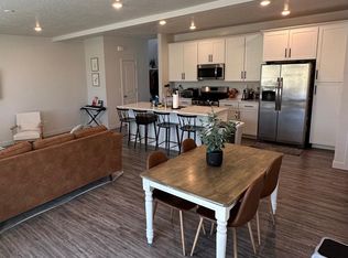 2021 Chianti St, Saratoga Springs, UT 84045