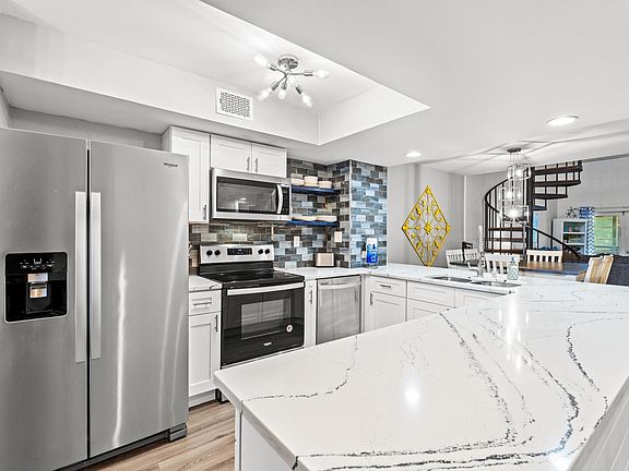 3rd image of 223 Maison Dr. #C-13