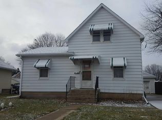 405 12th Ave, Sterling, IL 61081