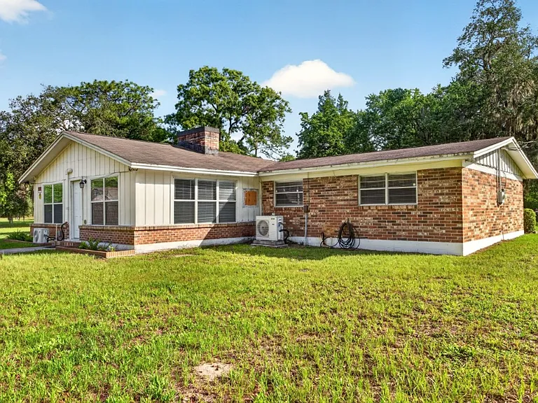 3627 County Road 218 — Photo 34
