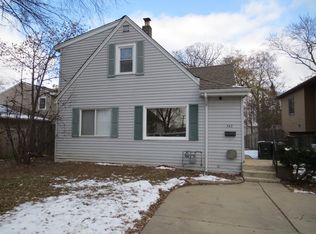 543 Grandview Dr, Round Lake Park, IL